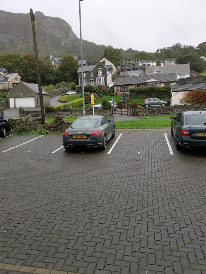 Snowdonia Gateway Villa Llanfairfechan Eksteriør bilde